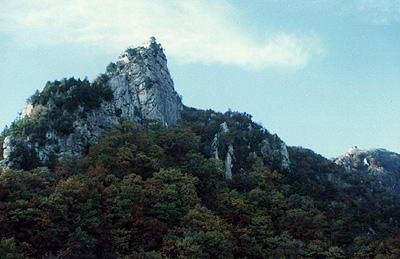 鹫峰山风景图