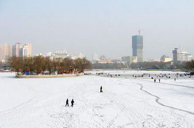 迎泽公园风景图